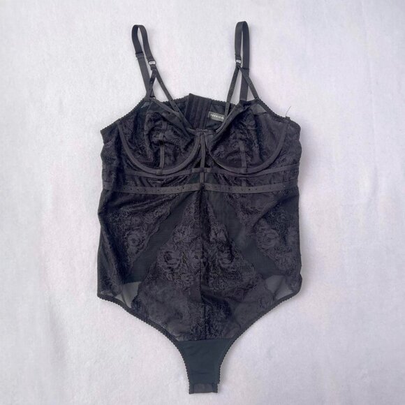 Torrid Black Sexy Lace Lingerie Bodysuit Mesh Intimates Sleepwear Plus Size 1 - Picture 1 of 7
